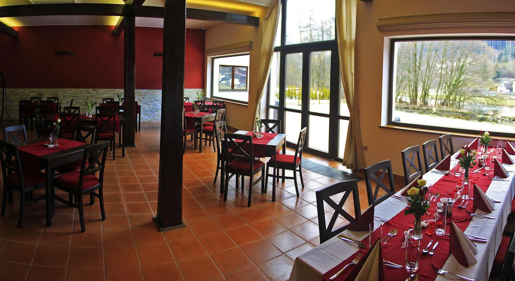 Hotel Vir Exterior photo